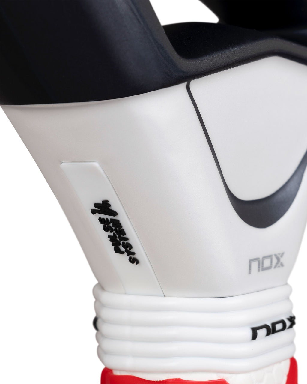 AT10 Luxury Genius 12K Alum XTREM Lite 2026 Padel Raketi